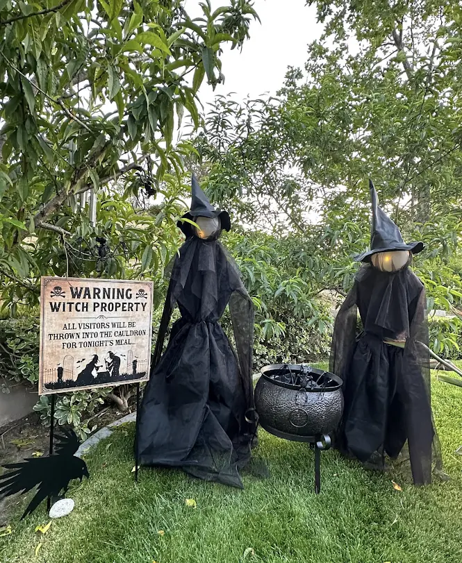 Nejlepší nápady na Halloweenskou výzdobu - čarodějnické aranžmá
