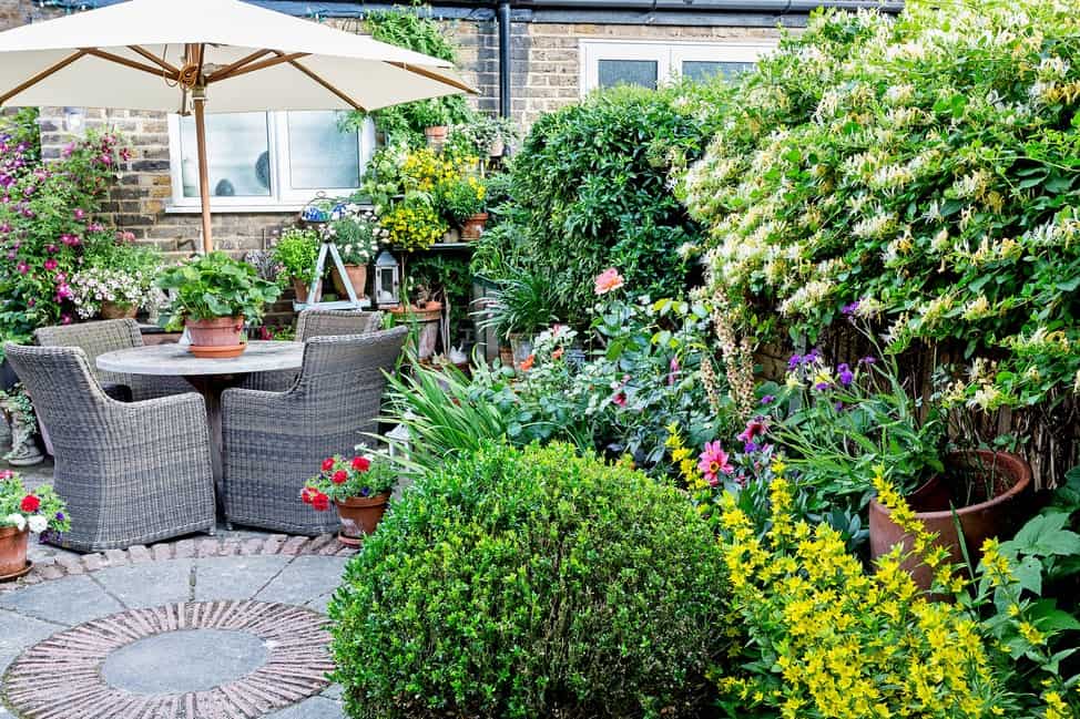 30 nápadů na design malých zahrad