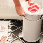 7 chytrých způsobů, jak znovu využít plastové nákupní tašky