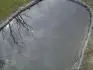 erstv vybudovan fliov jezrko  pro pstovn vodnch rostlin a chov  akvarijnch rybek. Dokud nejsou okraje oszeny , tak dochz ke splachu okoln zeminy.